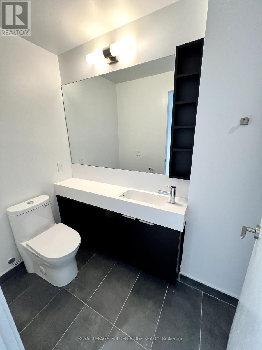 Ph02 - 8 Wellesley Street W, Toronto, Ontario  M4Y 0J5 - Photo 13 - C12358076