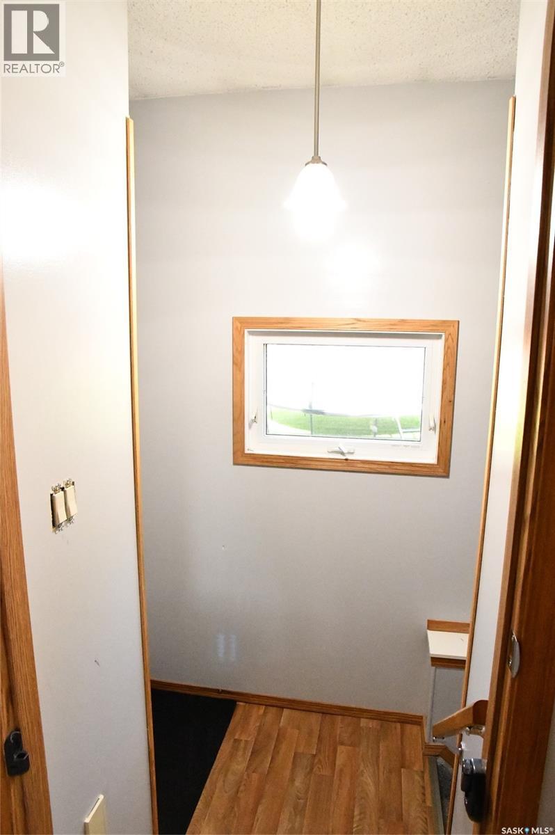 652 9th Street W, Shaunavon, Saskatchewan  S0N 2M0 - Photo 30 - SK016116