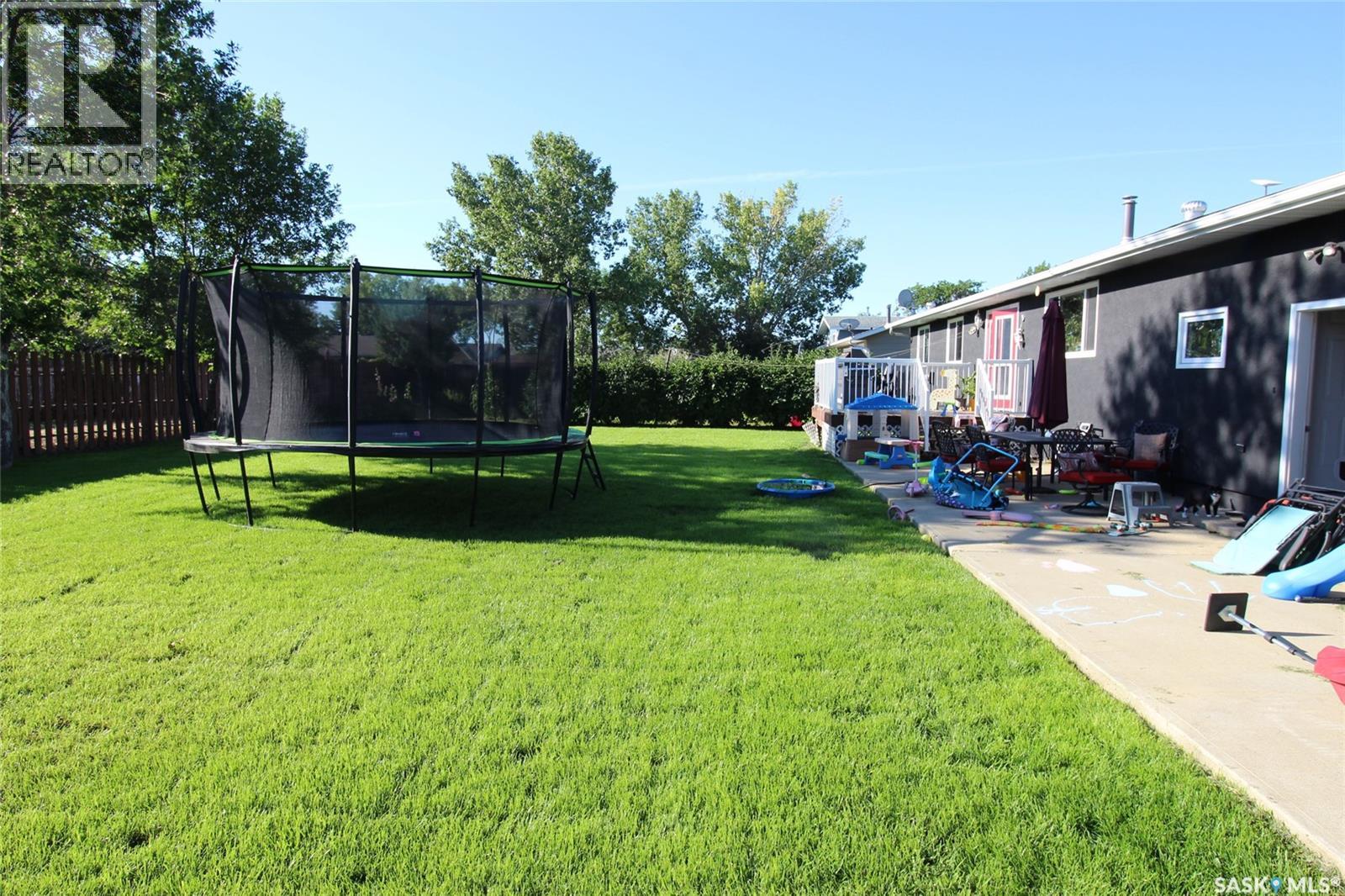 652 9th Street W, Shaunavon, Saskatchewan  S0N 2M0 - Photo 44 - SK016116