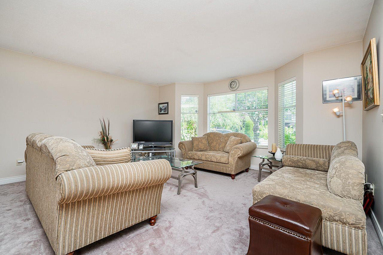 6697 141a Street, Surrey, British Columbia  V3W 9N8 - Photo 5 - R3039357