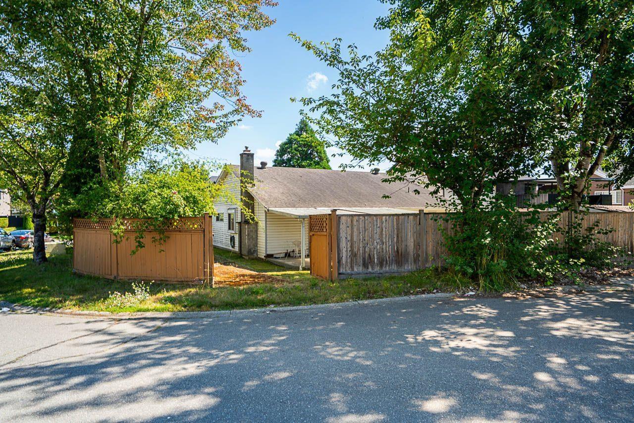 6697 141a Street, Surrey, British Columbia  V3W 9N8 - Photo 32 - R3039357