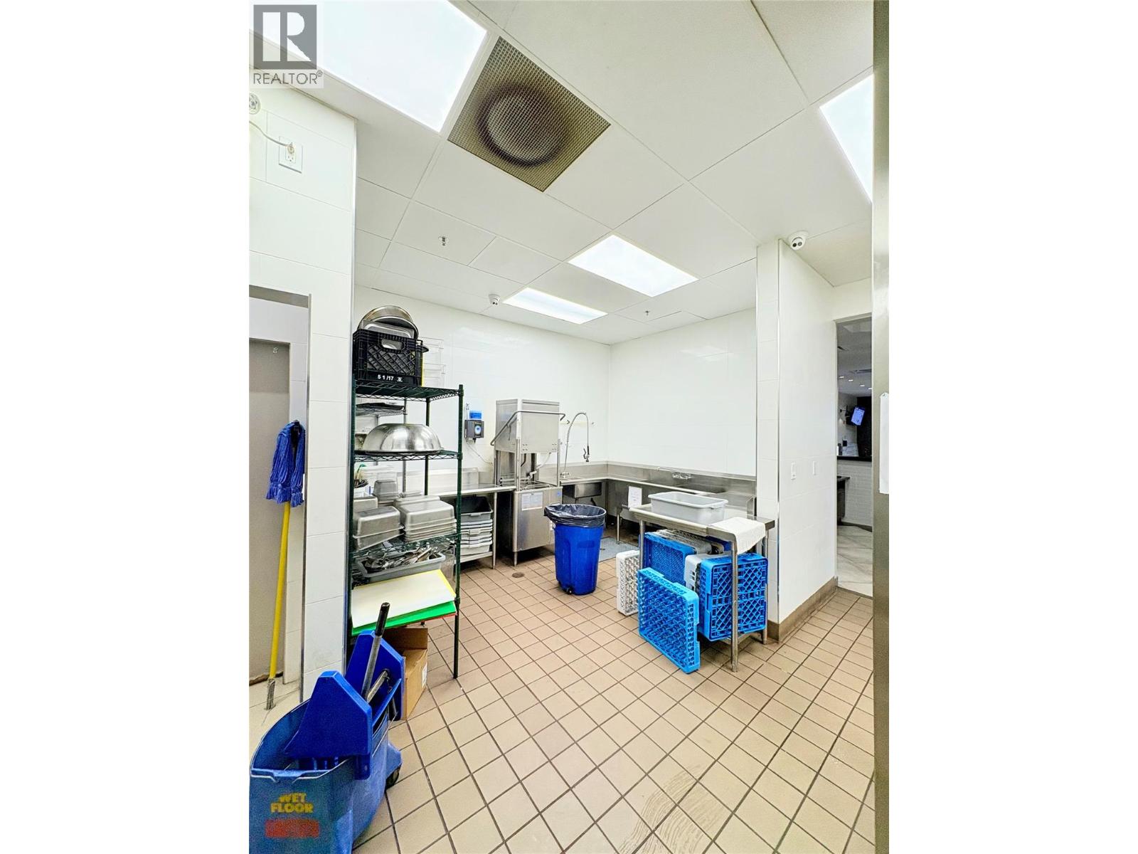 5350 Anderson Way, Vernon, British Columbia  V1T 9V2 - Photo 9 - 10360209