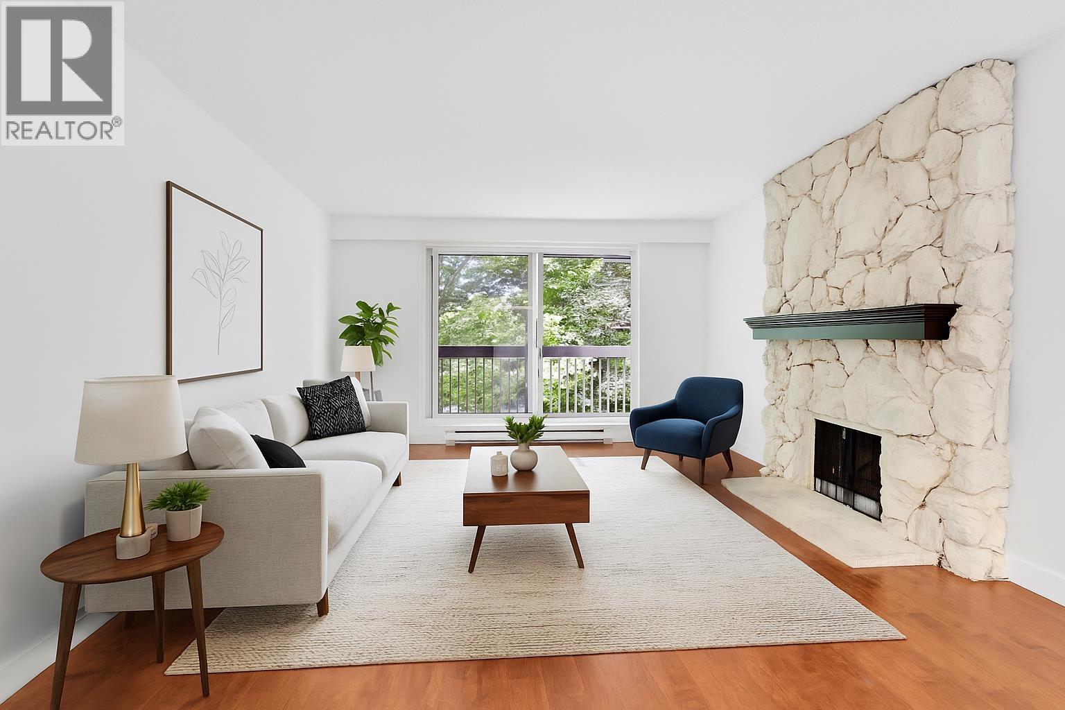 307 2381 Bury Avenue, Port Coquitlam, British Columbia  V3C 1Z9 - Photo 1 - R3039104