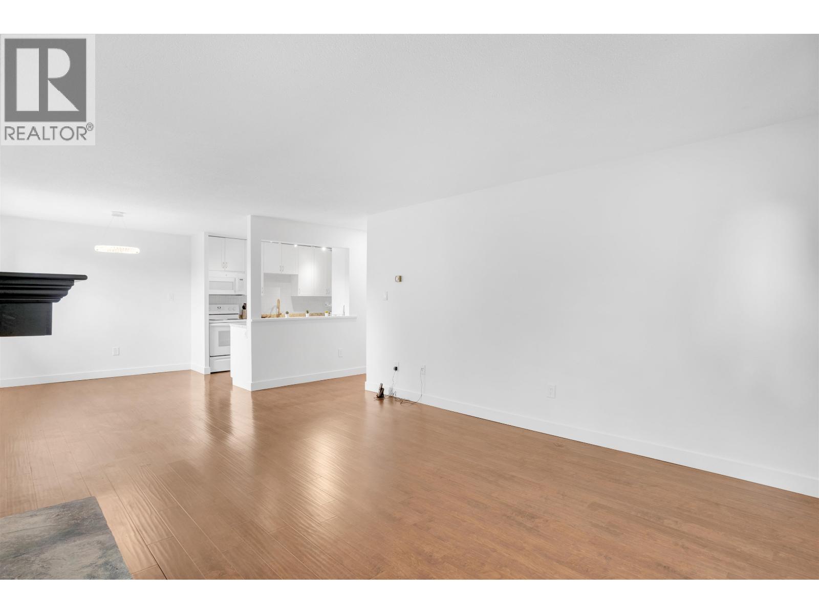 307 2381 Bury Avenue, Port Coquitlam, British Columbia  V3C 1Z9 - Photo 17 - R3039104