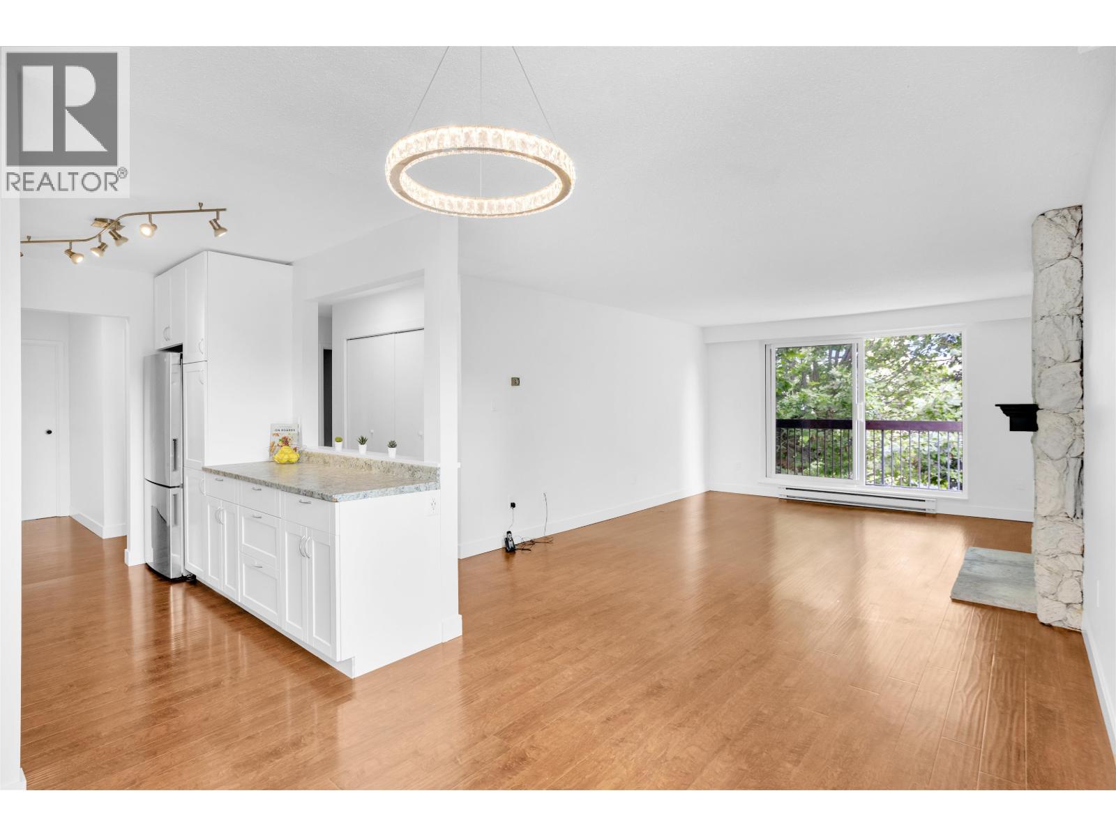 307 2381 Bury Avenue, Port Coquitlam, British Columbia  V3C 1Z9 - Photo 15 - R3039104