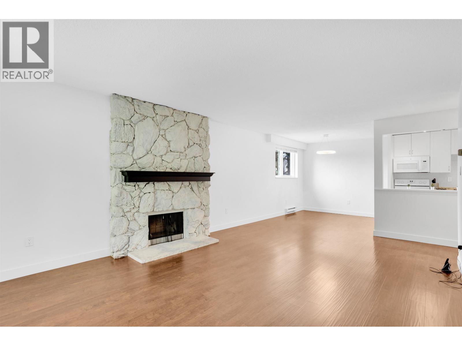 307 2381 Bury Avenue, Port Coquitlam, British Columbia  V3C 1Z9 - Photo 16 - R3039104