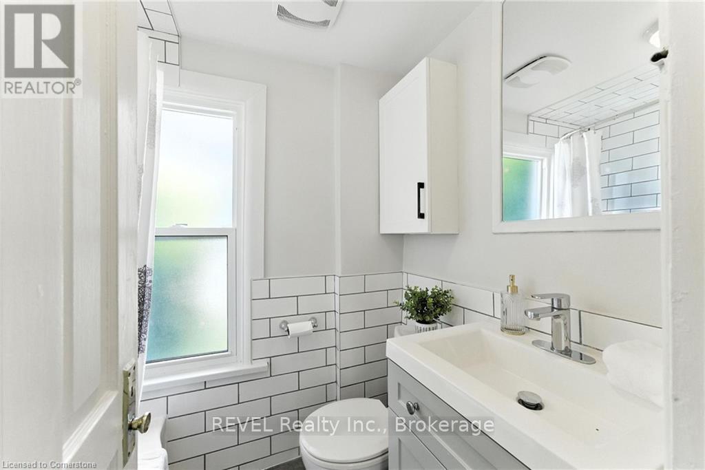 4599 Fourth Avenue, Niagara Falls, Ontario  L2E 4N5 - Photo 21 - X12358152