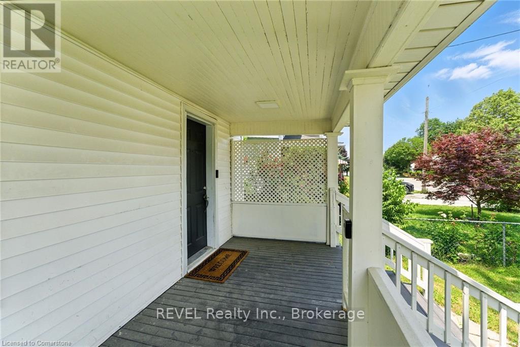 4599 Fourth Avenue, Niagara Falls, Ontario  L2E 4N5 - Photo 3 - X12358152