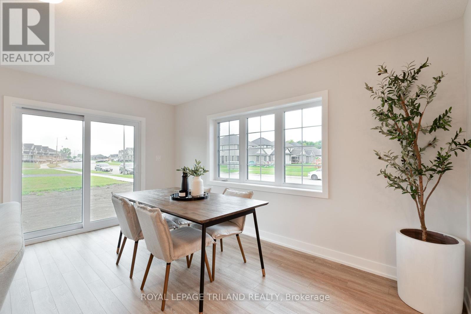 71 Harrow Lane, St. Thomas, Ontario  N5R 0P3 - Photo 10 - X12173309