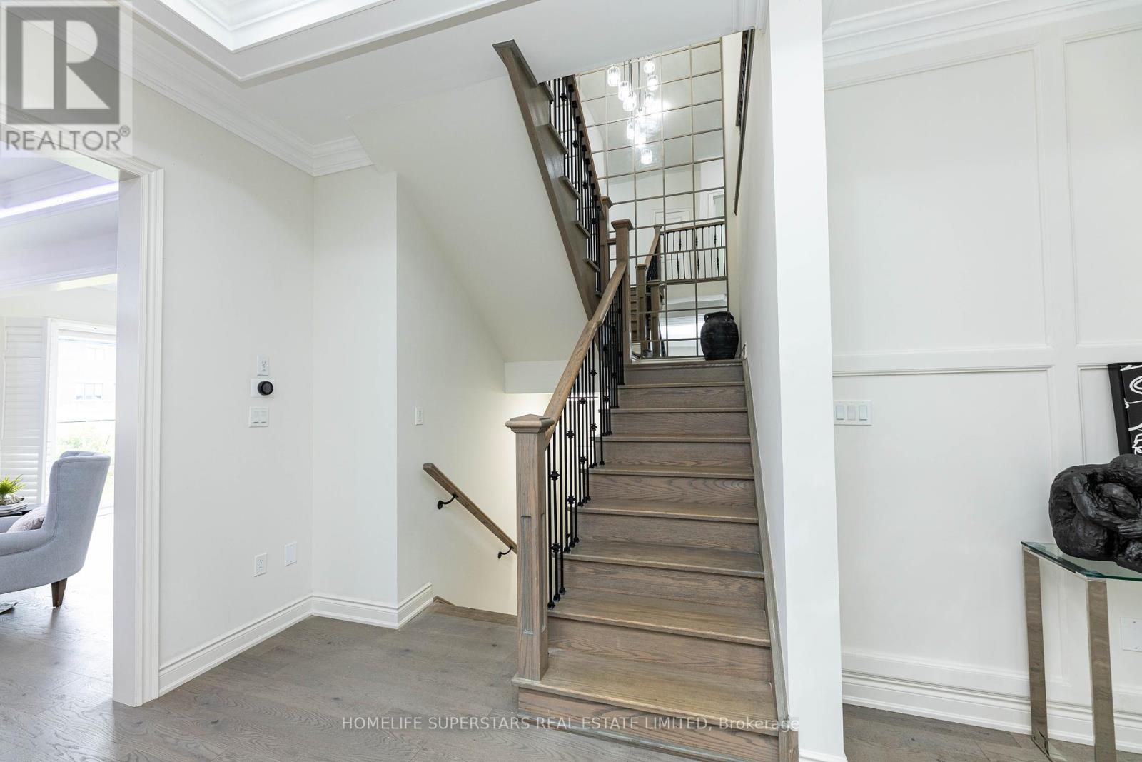 211 Granite Ridge Trail, Hamilton, Ontario  L8B 1Z1 - Photo 21 - X12356016
