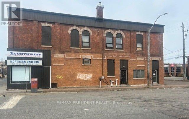 126 May Street N, Thunder Bay, Ontario  P7C 3P2 - Photo 3 - X12357959