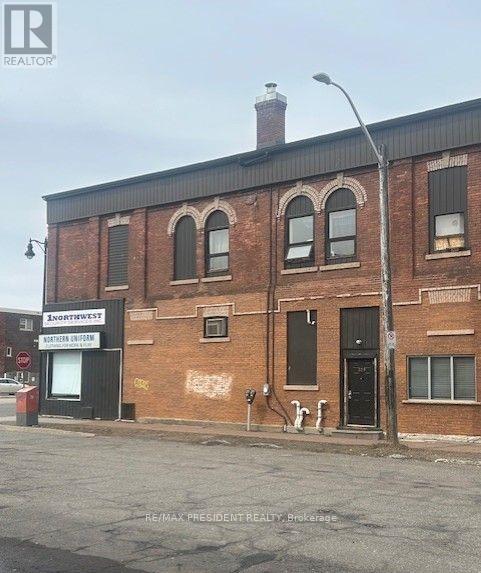 126 May Street N, Thunder Bay, Ontario  P7C 3P2 - Photo 7 - X12357959