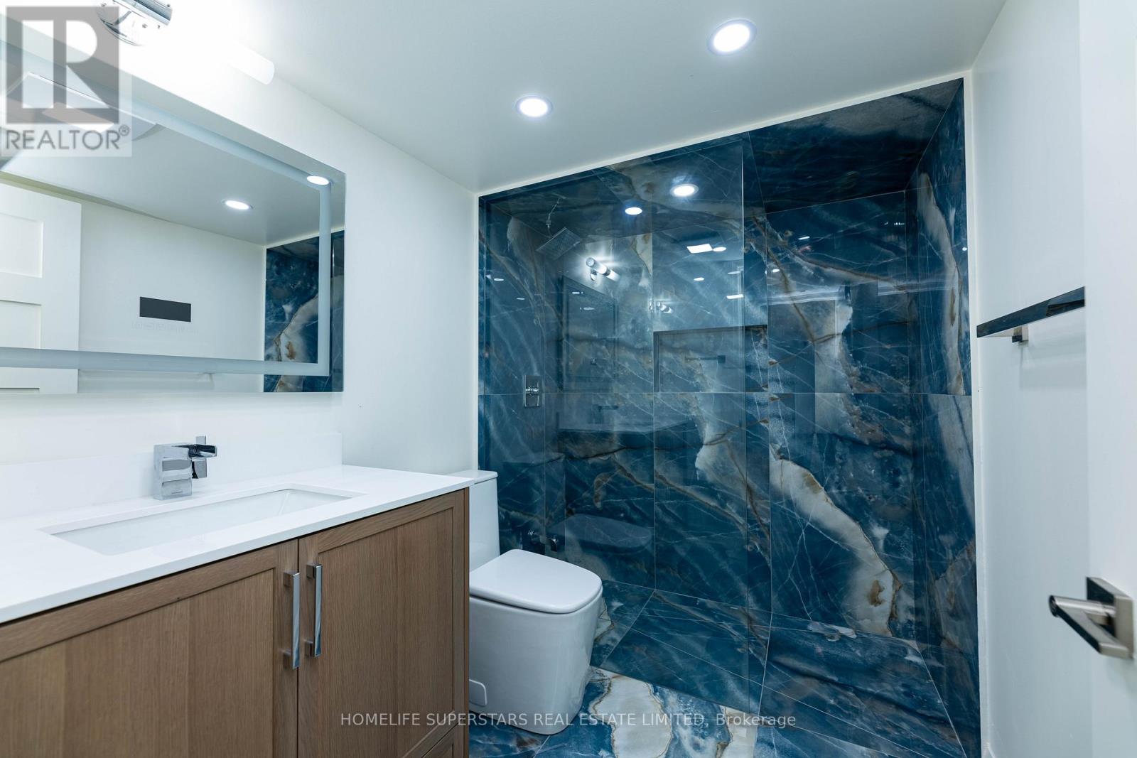 211 Granite Ridge Trail, Hamilton, Ontario  L8B 1Z1 - Photo 35 - X12356016