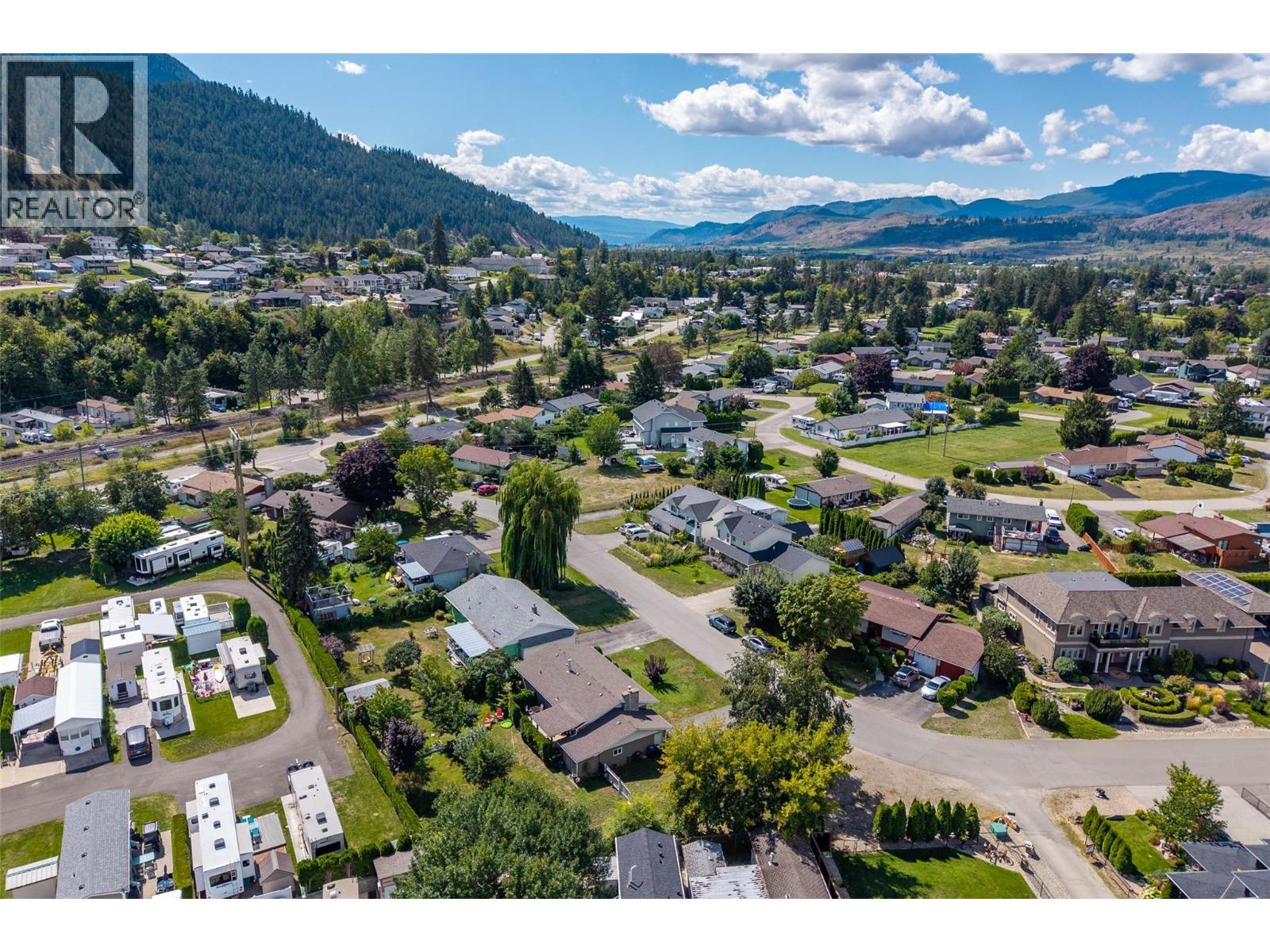 229 Lakeshore Drive, Chase, British Columbia  V0E 1M0 - Photo 35 - 10359782