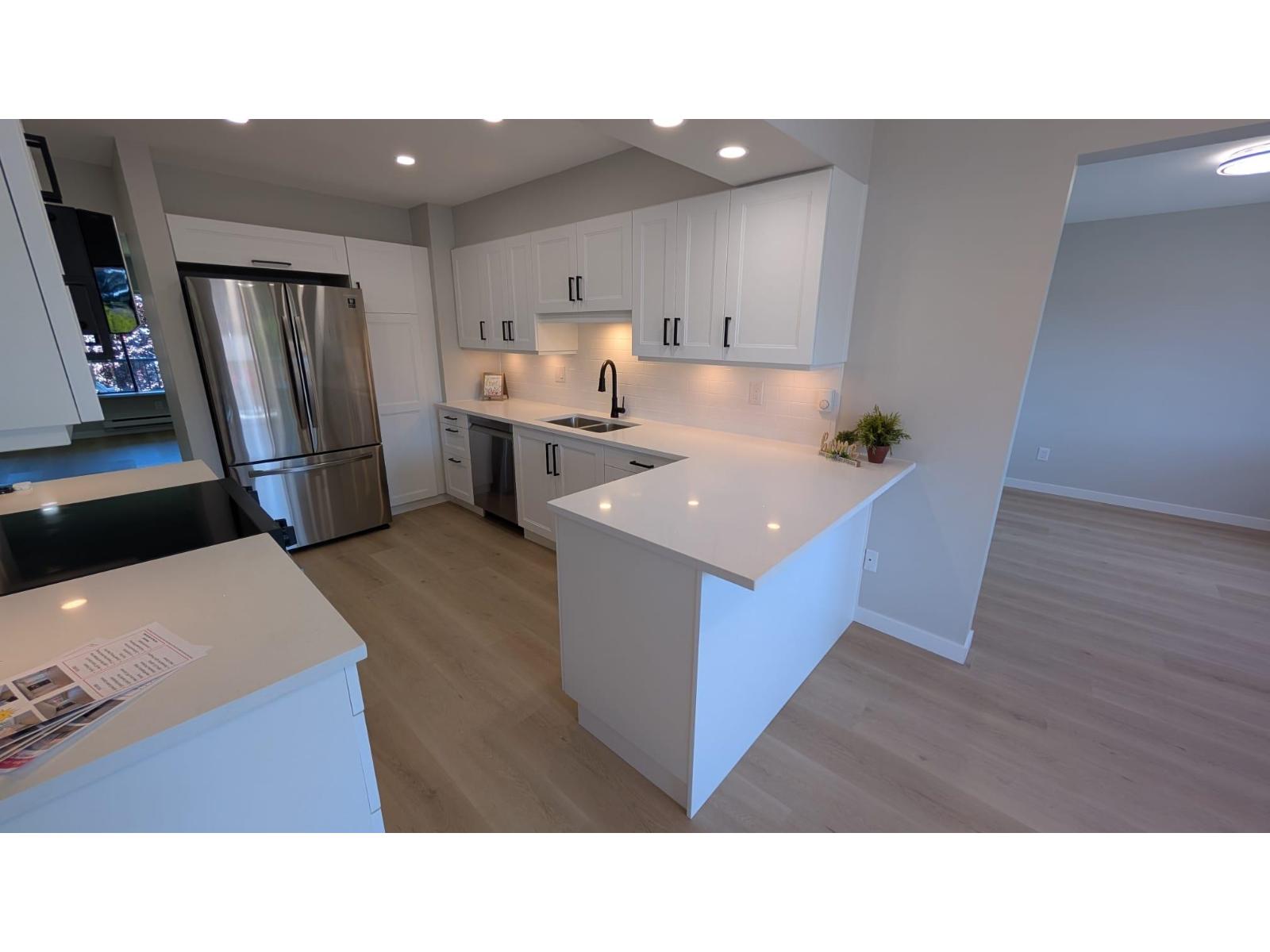 40 32959 George Ferguson Way, Abbotsford, British Columbia  V2S 7W9 - Photo 4 - R3032556