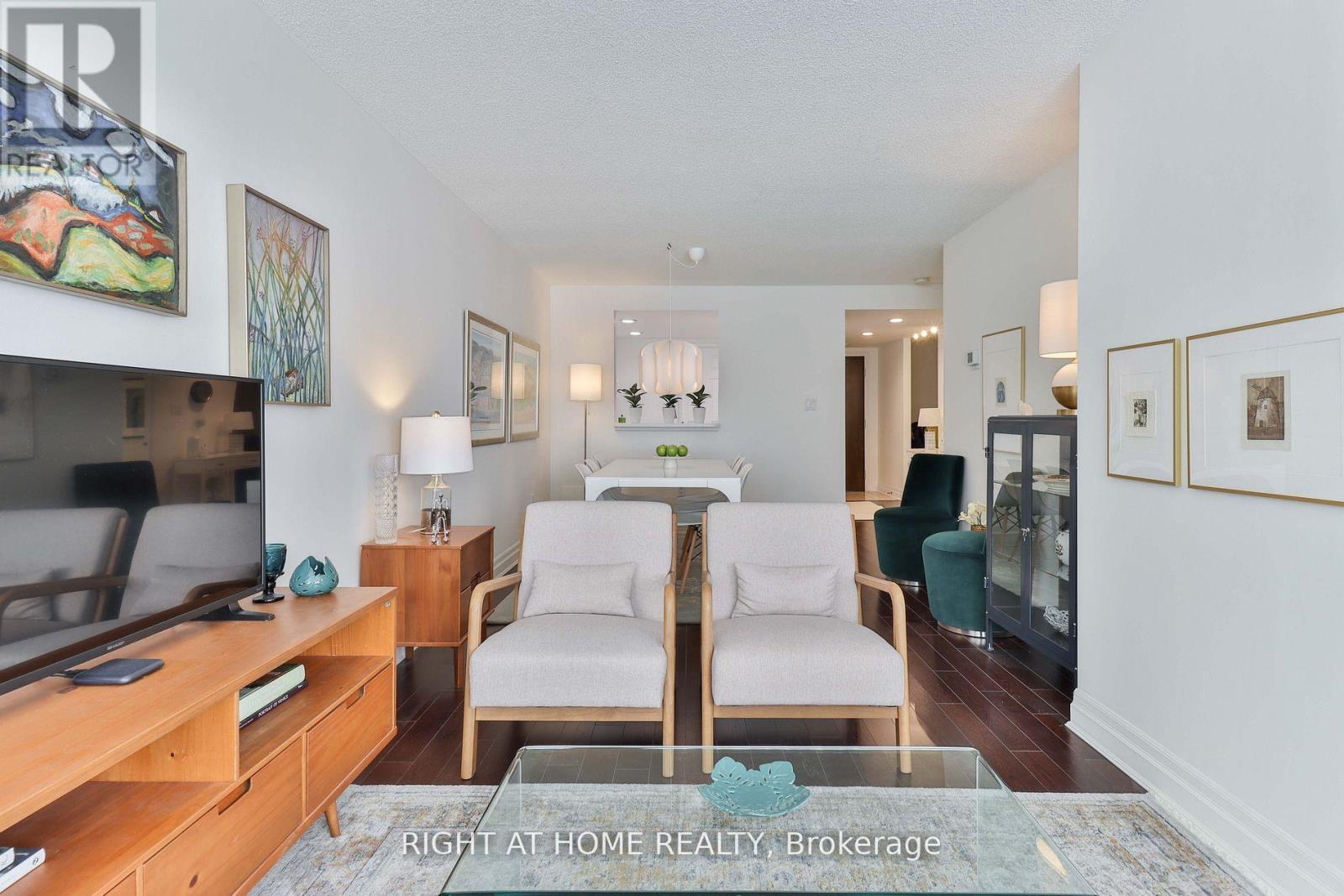 402 - 225 Davenport Road, Toronto, Ontario  M5R 3R2 - Photo 8 - C12358117
