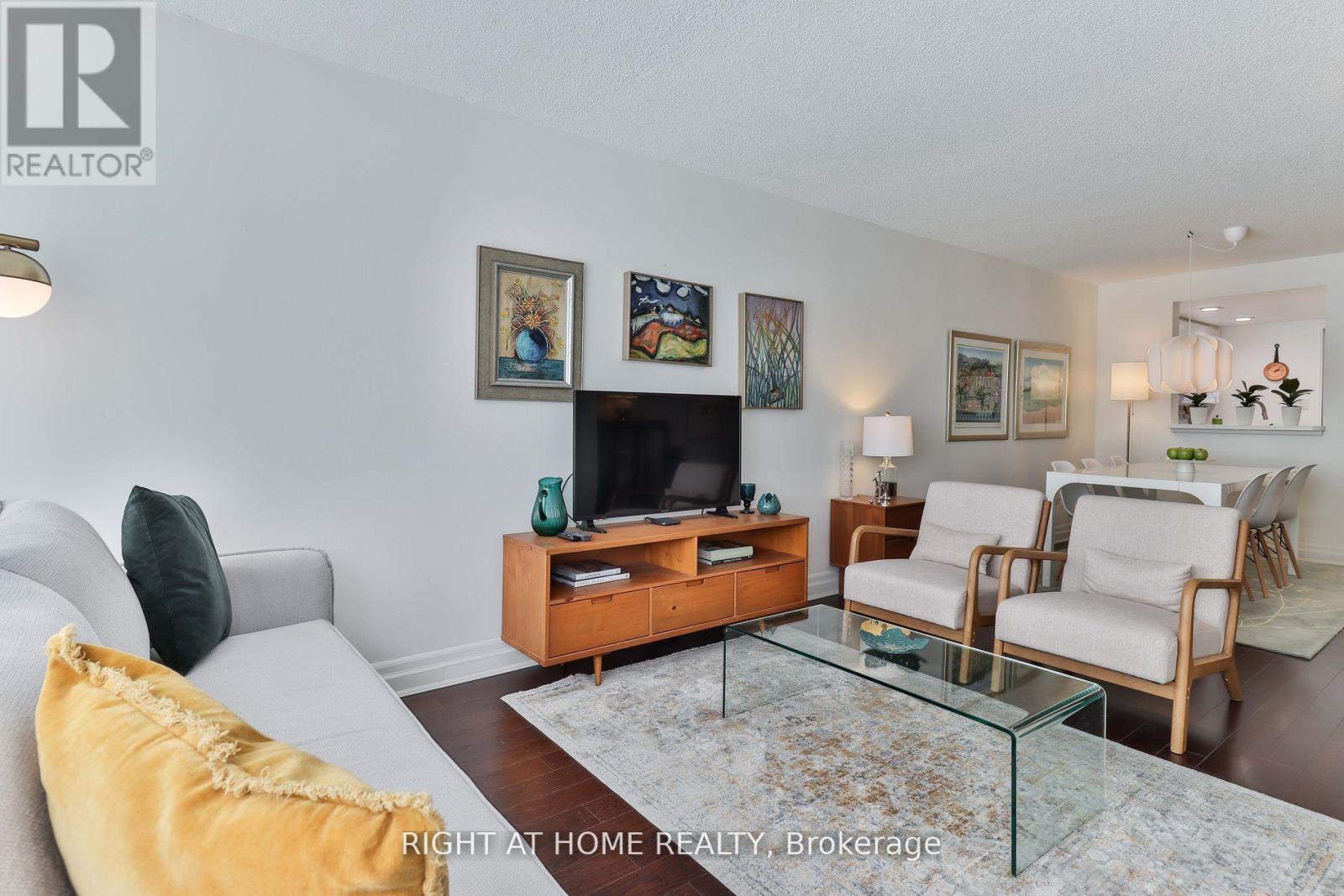 402 - 225 Davenport Road, Toronto, Ontario  M5R 3R2 - Photo 9 - C12358117