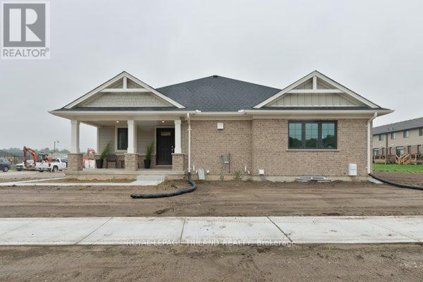 71 Harrow Lane, St. Thomas, Ontario  N5R 0P3 - Photo 2 - X12173309
