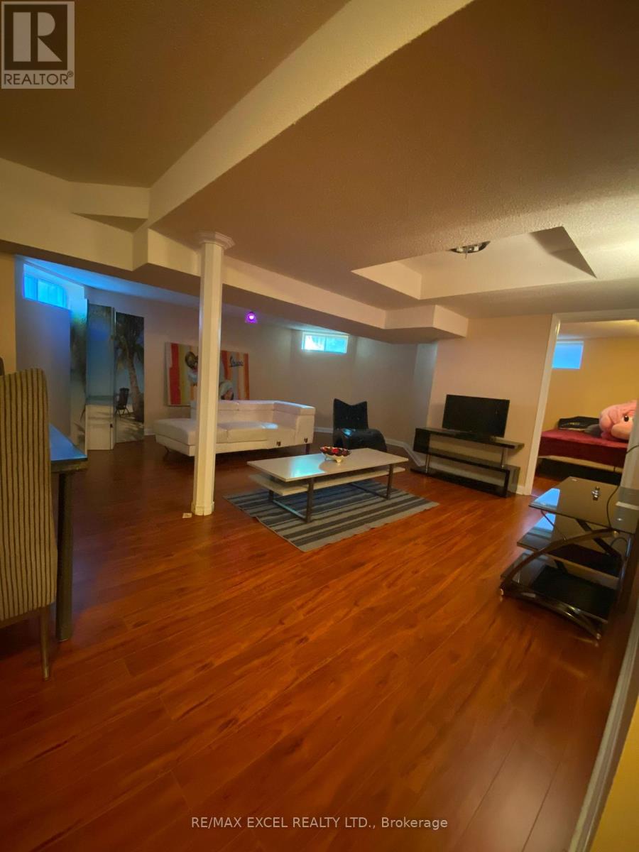 Lower - 36 Pemberton Road, Richmond Hill, Ontario L4C 3T4 - Photo 7 - N12358099