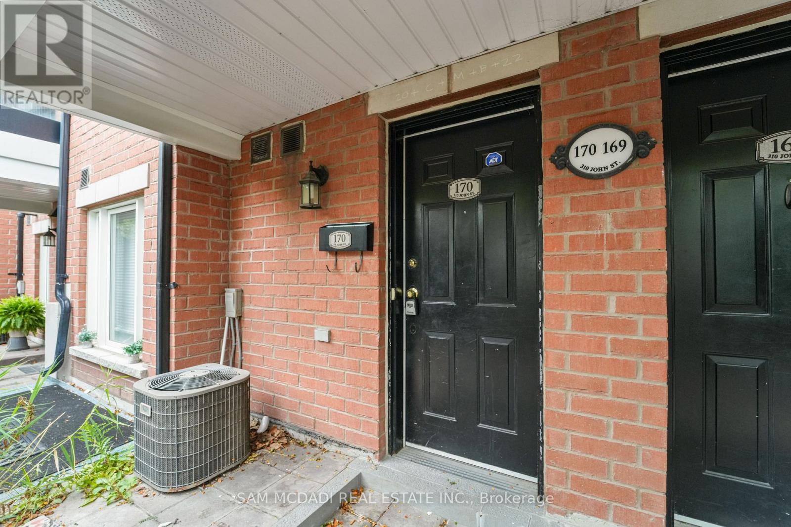 Property at 170 - 310 JOHN STREET image 5