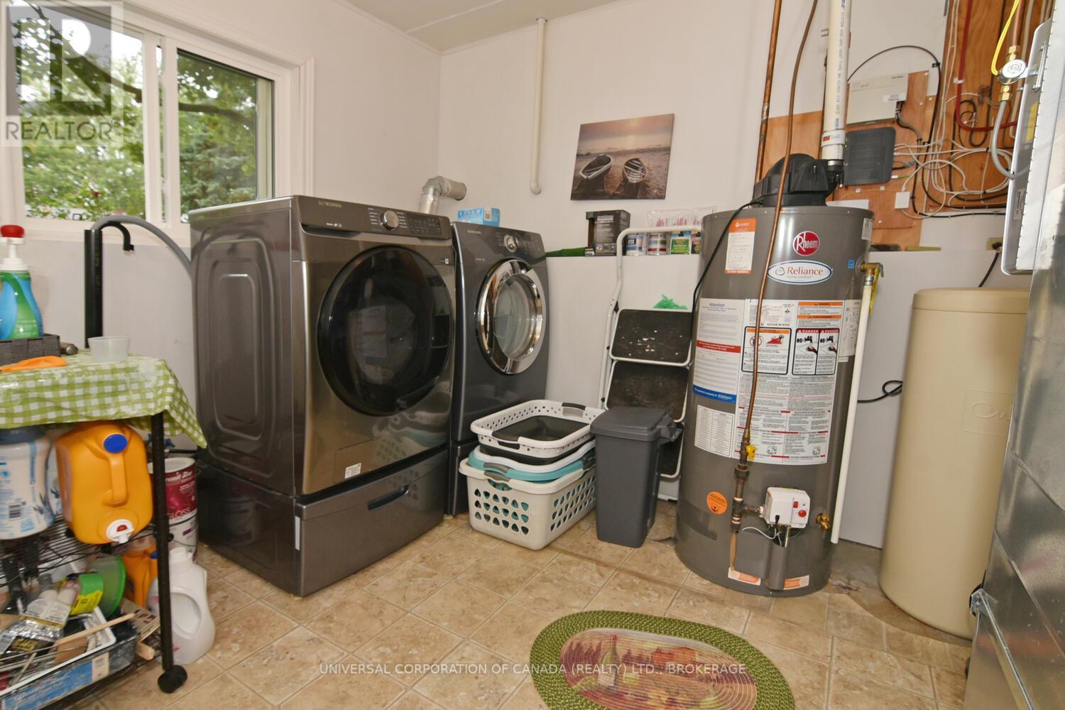 406 Elm Avenue N, North Perth, Ontario  N4W 3G2 - Photo 20 - X12358161