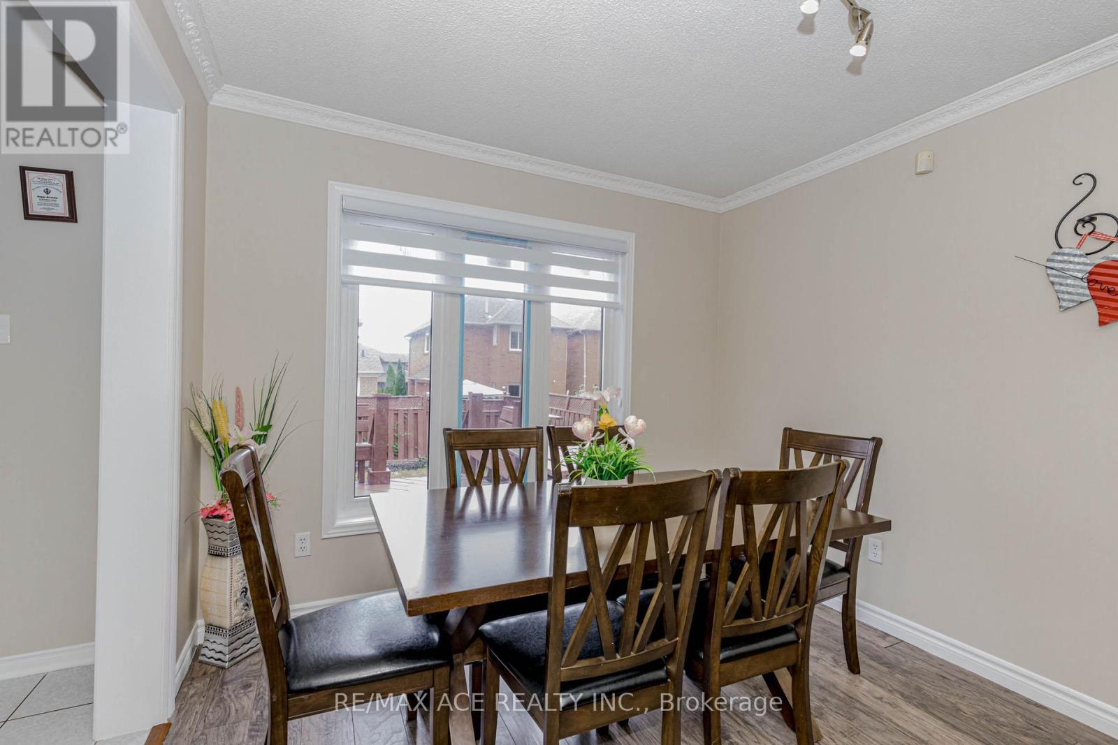 97 Bighorn Crescent, Brampton (Sandringham-Wellington), Ontario  L6R 1G2 - Photo 18 - W12358102