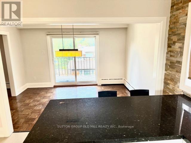 Upper - 46 Bemersyde Drive, Toronto, Ontario  M9A 2T2 - Photo 12 - W12358128