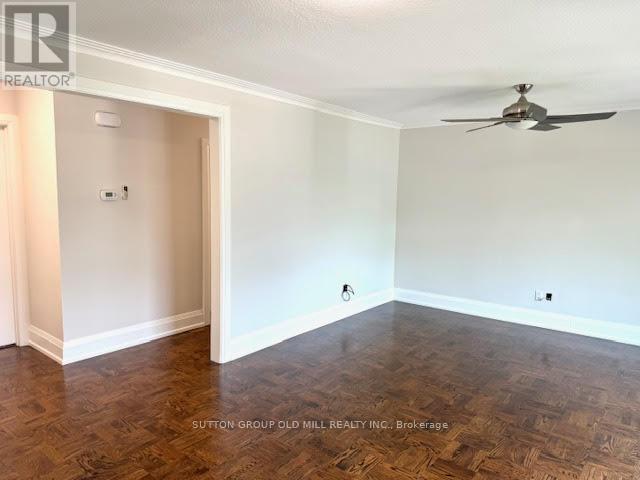 Upper - 46 Bemersyde Drive, Toronto, Ontario  M9A 2T2 - Photo 15 - W12358128