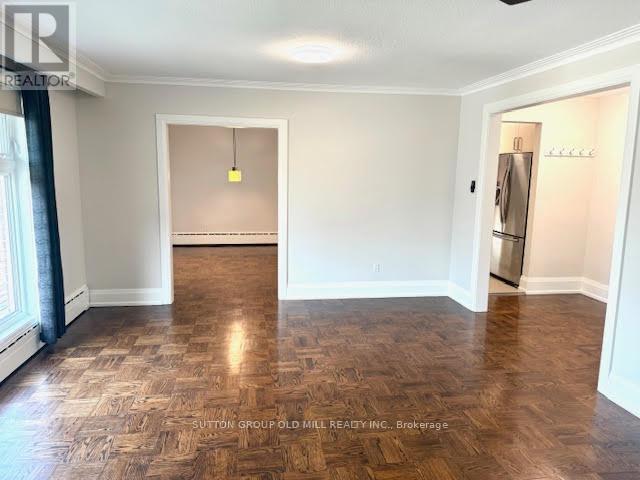 Upper - 46 Bemersyde Drive, Toronto, Ontario  M9A 2T2 - Photo 16 - W12358128