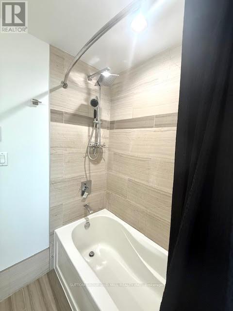 Upper - 46 Bemersyde Drive, Toronto, Ontario  M9A 2T2 - Photo 19 - W12358128