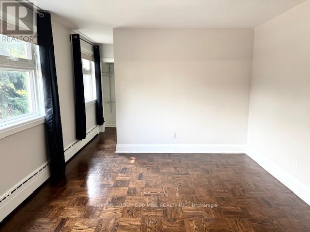 Upper - 46 Bemersyde Drive, Toronto, Ontario  M9A 2T2 - Photo 21 - W12358128
