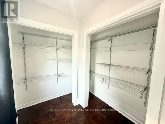 Upper - 46 Bemersyde Drive, Toronto, Ontario  M9A 2T2 - Photo 22 - W12358128