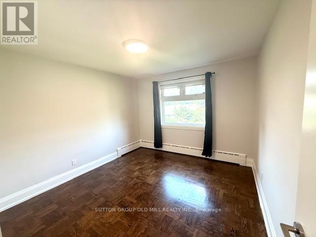 Upper - 46 Bemersyde Drive, Toronto, Ontario  M9A 2T2 - Photo 25 - W12358128