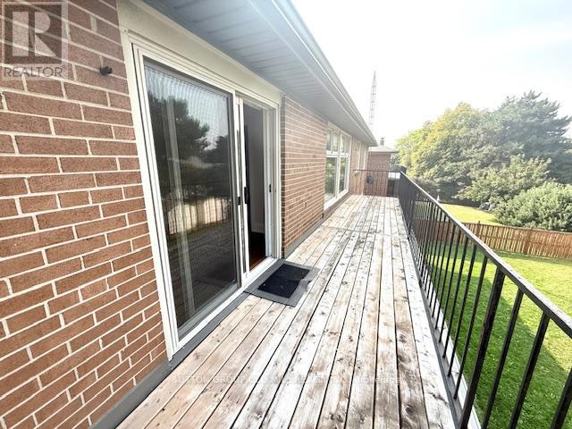 Upper - 46 Bemersyde Drive, Toronto, Ontario  M9A 2T2 - Photo 31 - W12358128