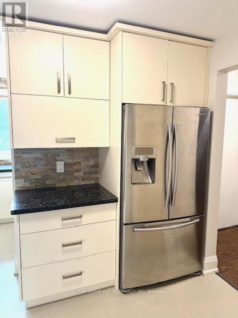 Upper - 46 Bemersyde Drive, Toronto, Ontario  M9A 2T2 - Photo 7 - W12358128