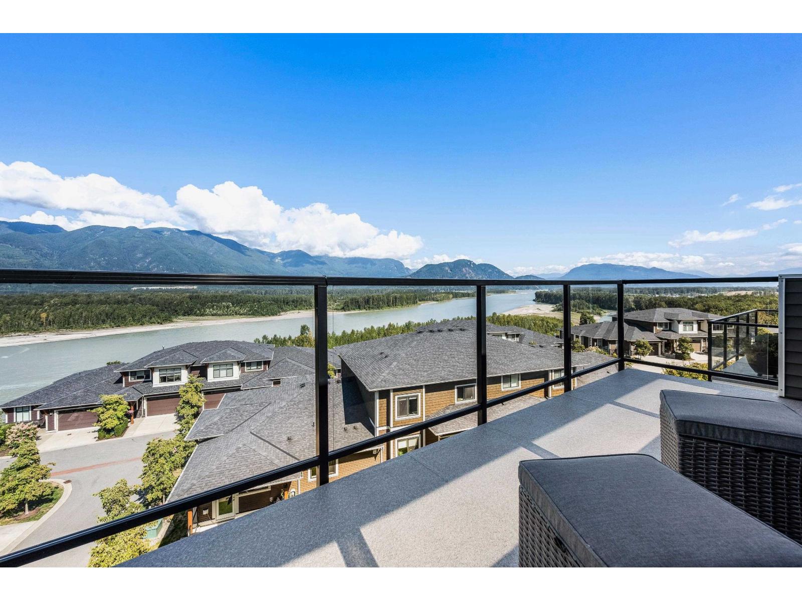 45 43685 Chilliwack Mountain Road, Chilliwack Mountain, Chilliwack, British Columbia  V2R 0X5 - Photo 2 - R3039509