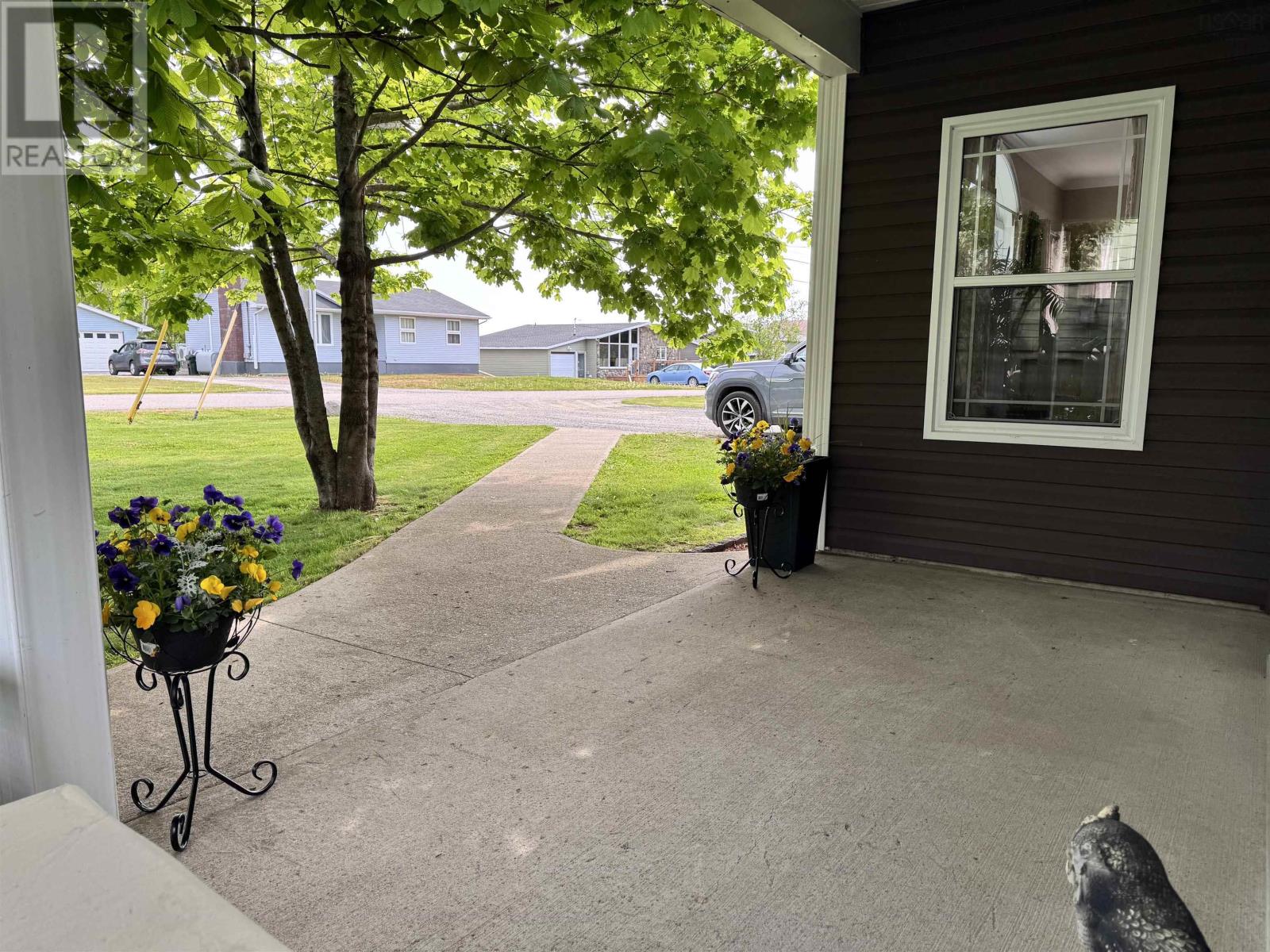 37 Norwood Street, Glace Bay, Nova Scotia  B1A 3M4 - Photo 5 - 202513826