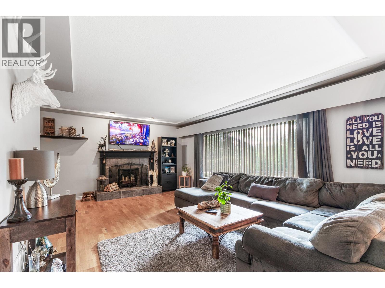 605 Laurentian Crescent, Coquitlam, British Columbia  V3J 6H3 - Photo 6 - R3039528