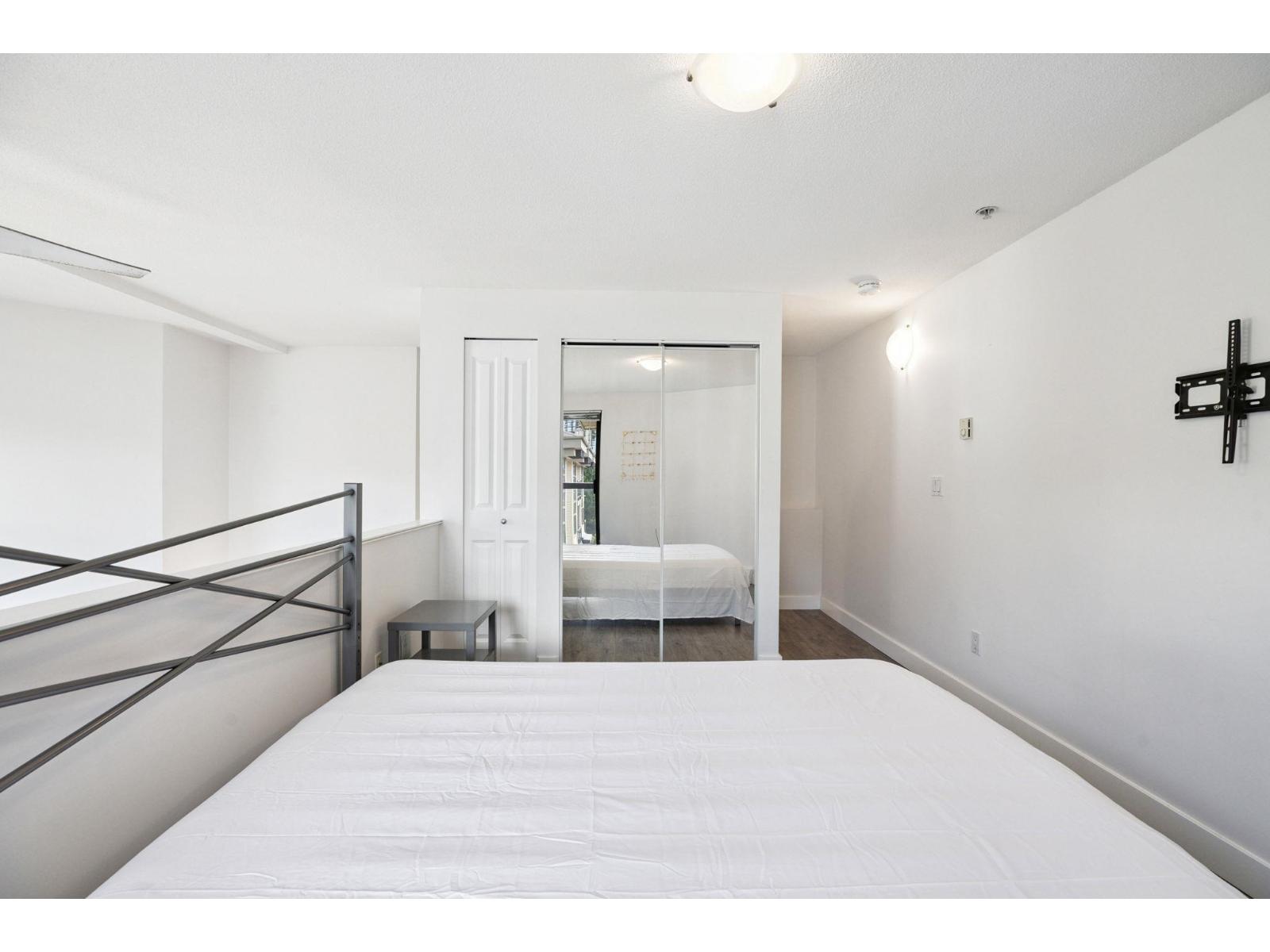 415 10866 City Parkway, Surrey, British Columbia  V3T 5W9 - Photo 18 - R3039407