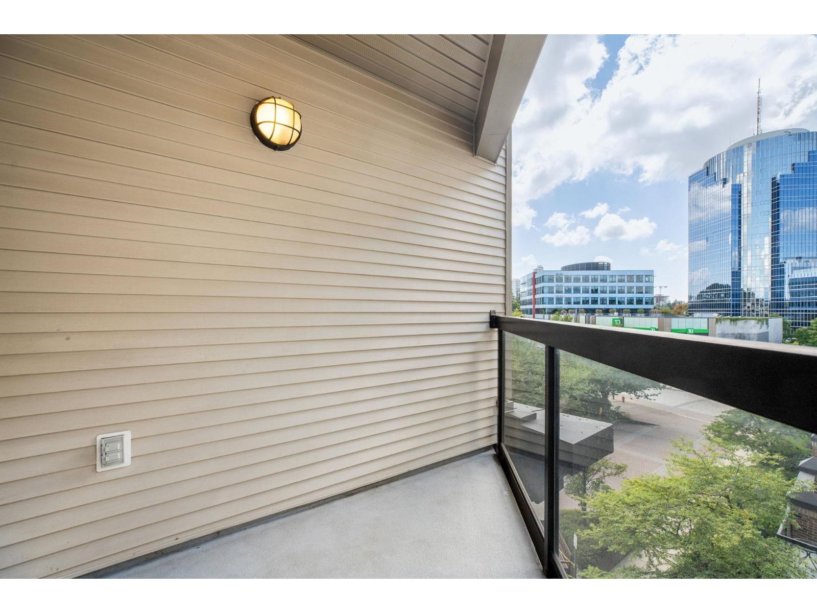 415 10866 City Parkway, Surrey, British Columbia  V3T 5W9 - Photo 22 - R3039407