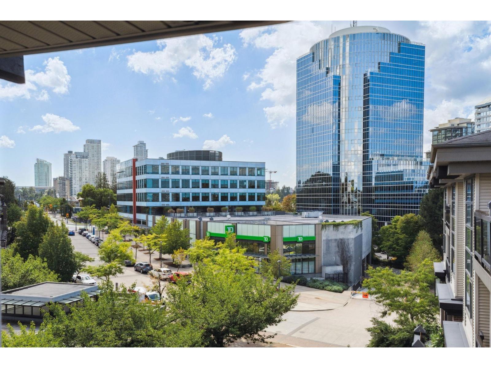 415 10866 City Parkway, Surrey, British Columbia  V3T 5W9 - Photo 24 - R3039407