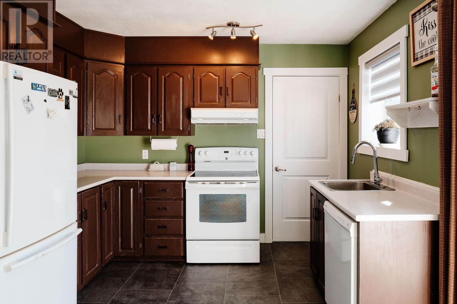 17 Fitzmaurice Road, Gander, Newfoundland & Labrador  A1V 1B2 - Photo 10 - 1289489