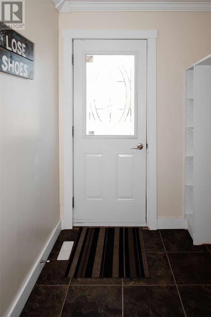 17 Fitzmaurice Road, Gander, Newfoundland & Labrador  A1V 1B2 - Photo 4 - 1289489