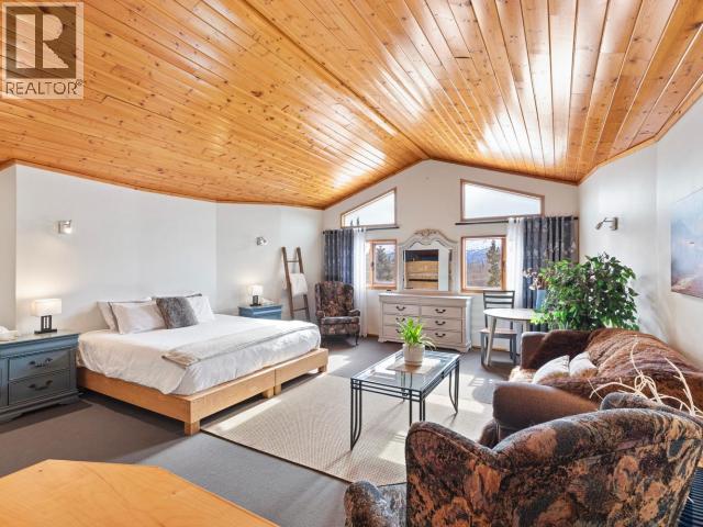 103084 Alaska Highway, Haines Junction, Yukon  Y0B 1L0 - Photo 55 - 16364