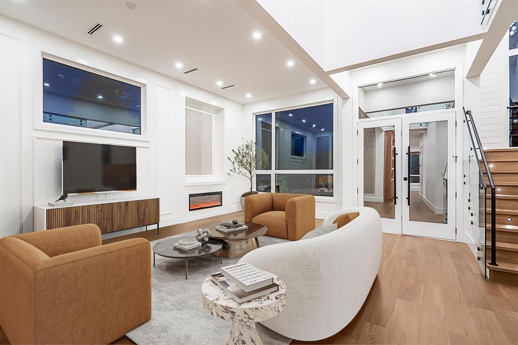 Property at 12441 58A AVENUE image 3
