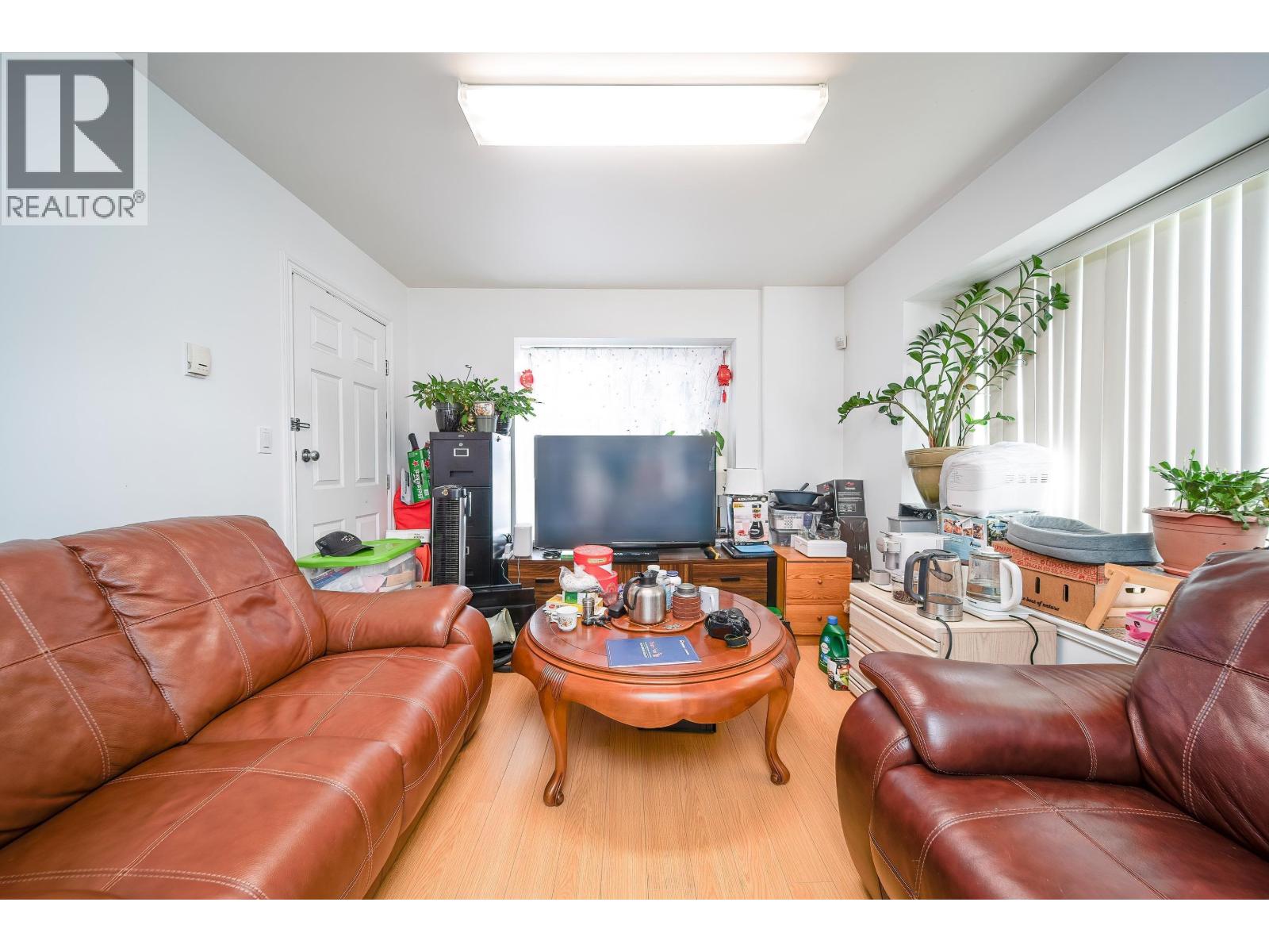 Property at 6789 GILLEY AVENUE image 4