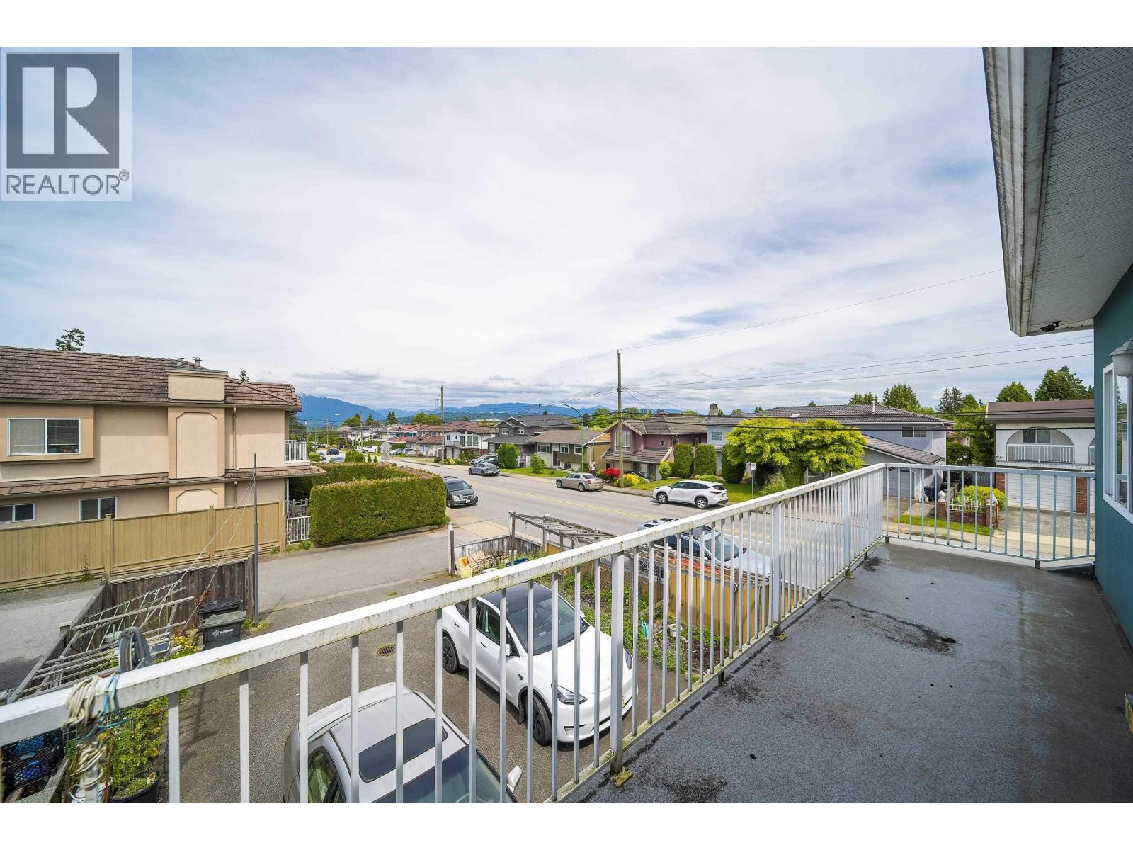 6789 Gilley Avenue, Burnaby, British Columbia  V5H 3W8 - Photo 7 - R3039523