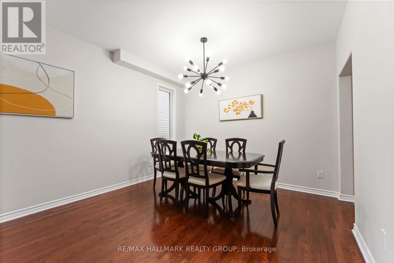 656 Everlasting Crescent, Ottawa, Ontario  K4A 0K3 - Photo 8 - X12358217