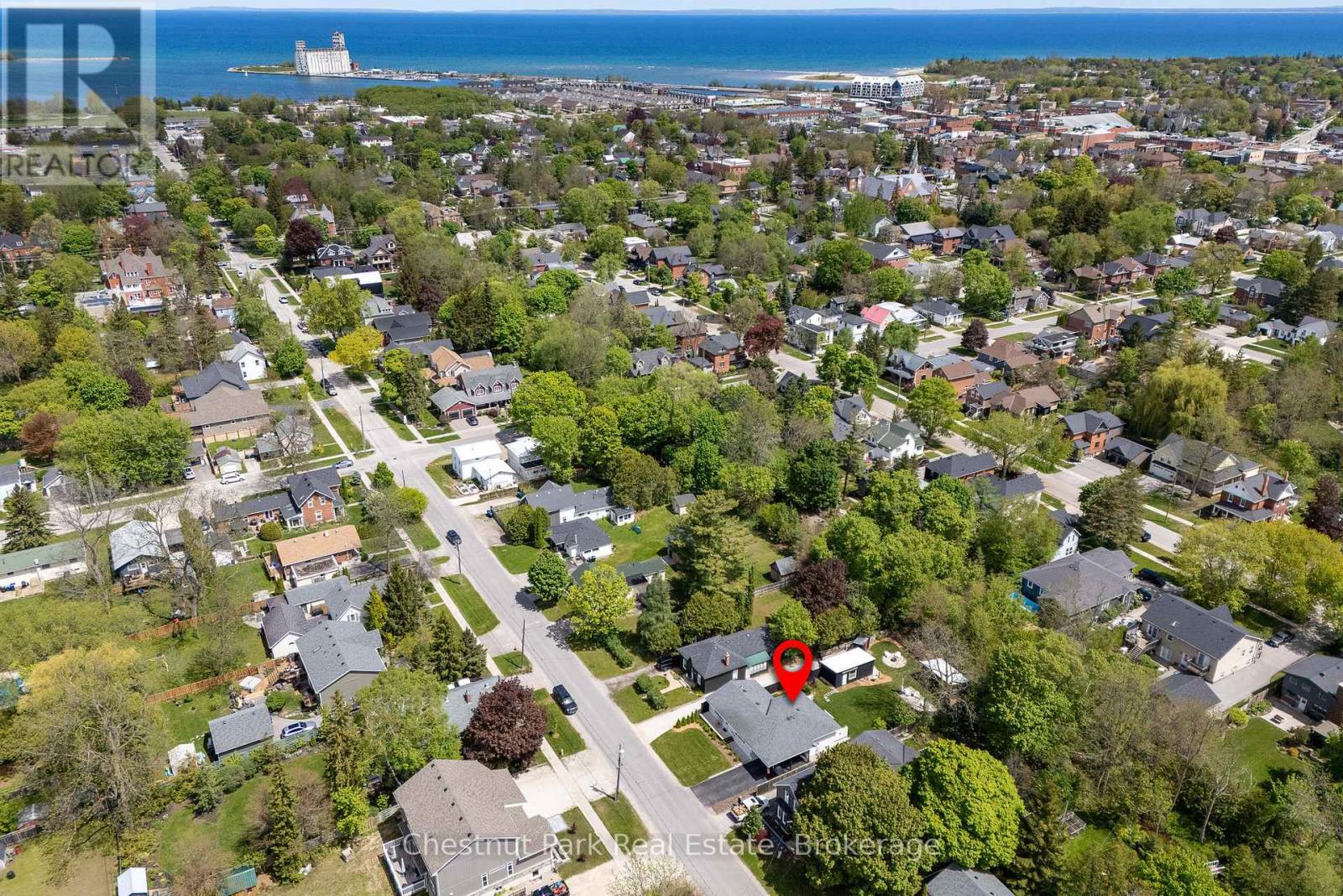 323 Oak Street, Collingwood, Ontario  L9Y 2Y4 - Photo 38 - S12312907