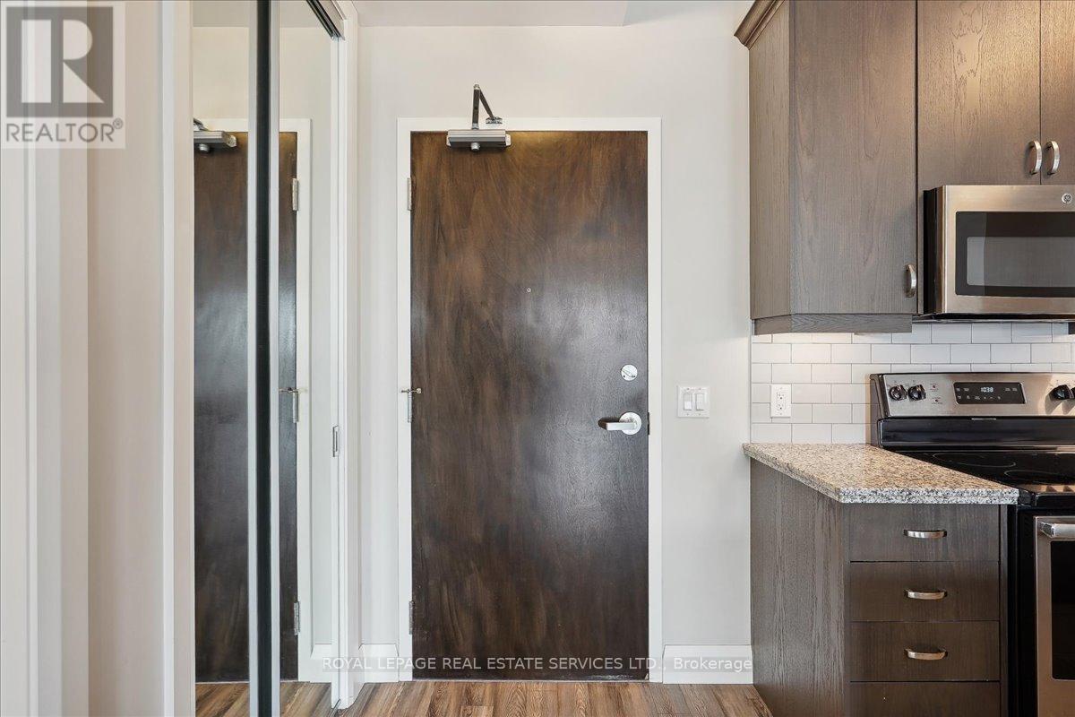 920 - 118 King Street E, Hamilton, Ontario  L8N 0A9 - Photo 6 - X12358173